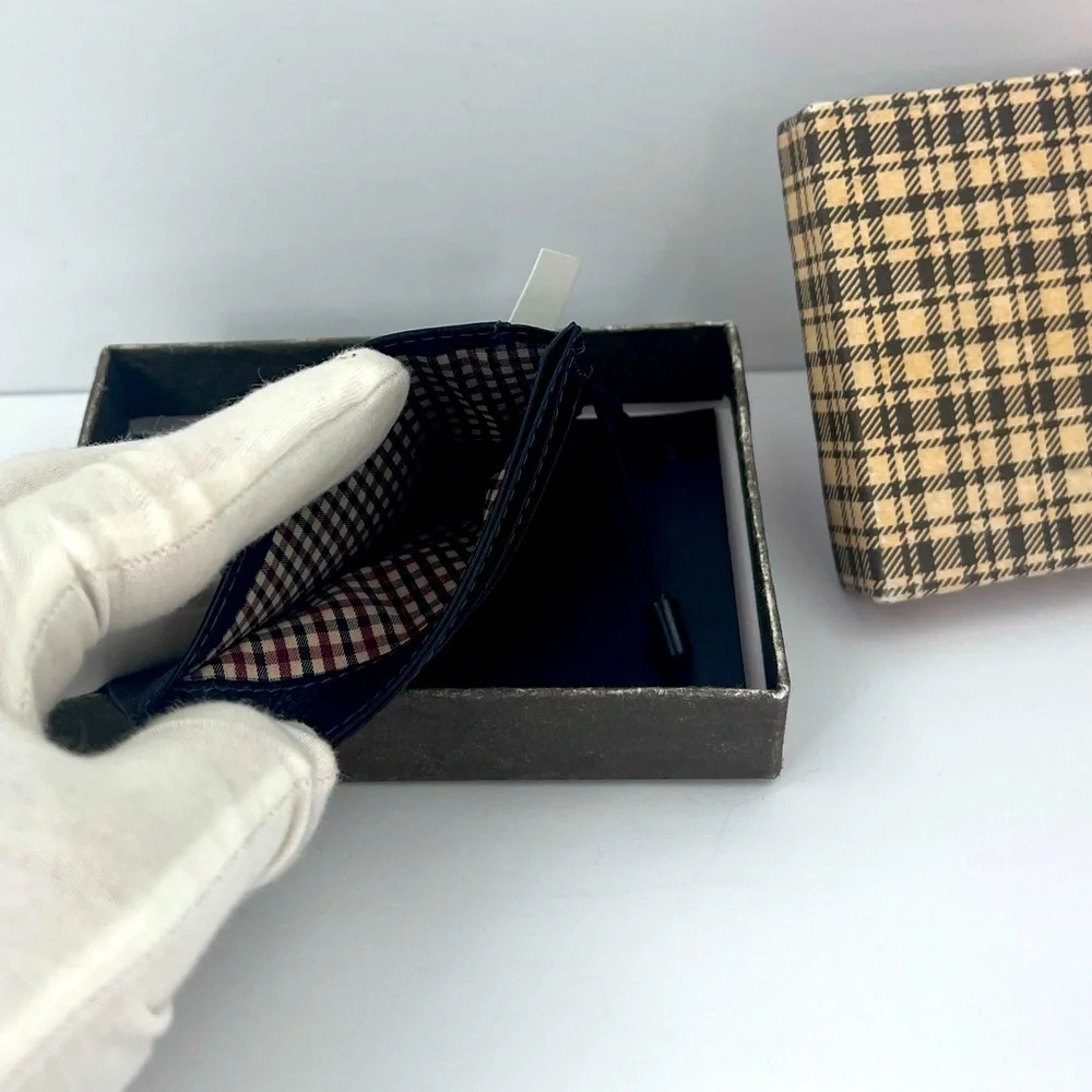 BOCONI PEBBLED LEATHER ID CARD CASE, RFID WALLET W/KEY RING LOOP. 3x4 INCHES BLK